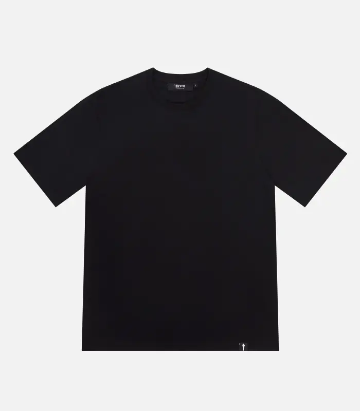 Trapstar Foundation T-Shirt Black – Premium Streetwear Graphic Tee Black Trapstar Foundation T-Shirt featuring signature Foundation branding, short sleeves, a crew neck, and a comfortable regular fit.