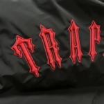 Trapstar Irongate Hooded Puffer Jacket Black 1
